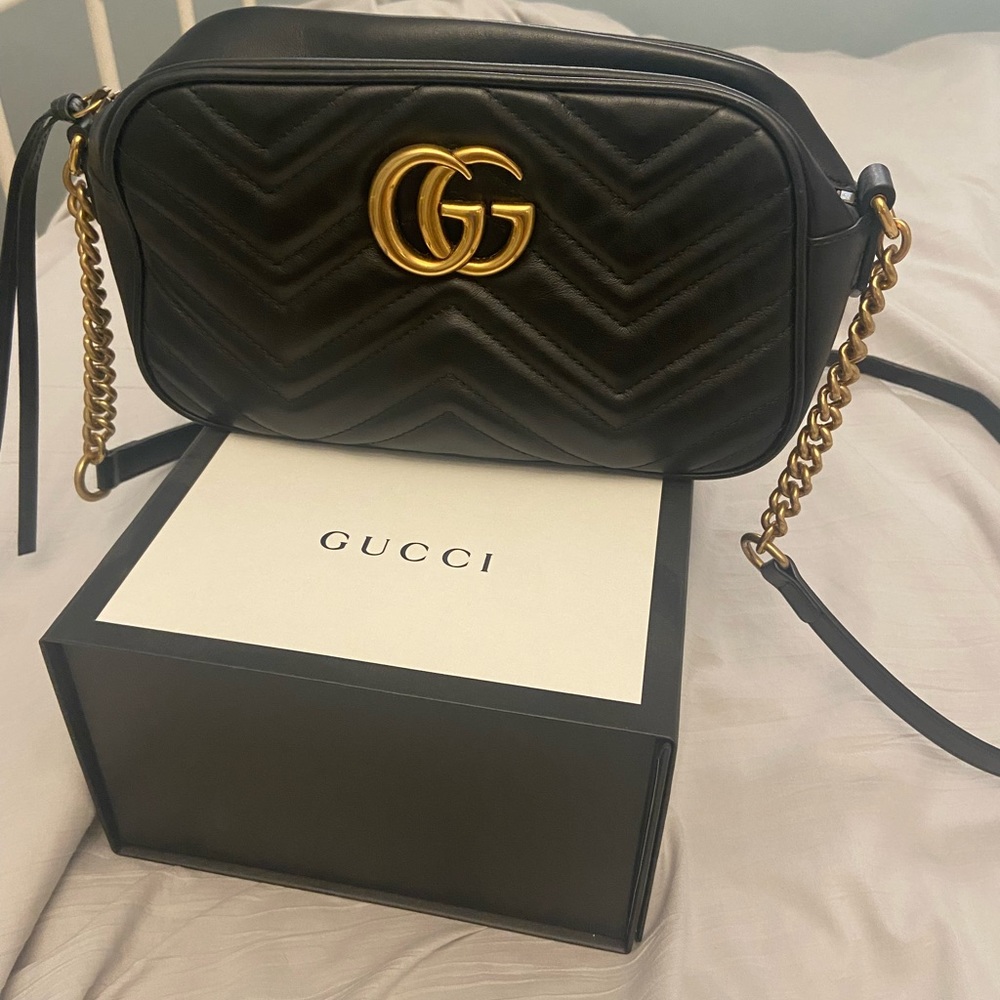 Gucci GG Marmont small matelassé shoulder bag